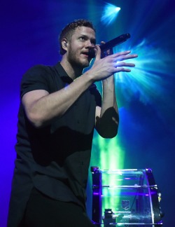 //imaginedragonsband.gportal.hu/portal/imaginedragonsband/upload/750237_1418405039_07995.jpg